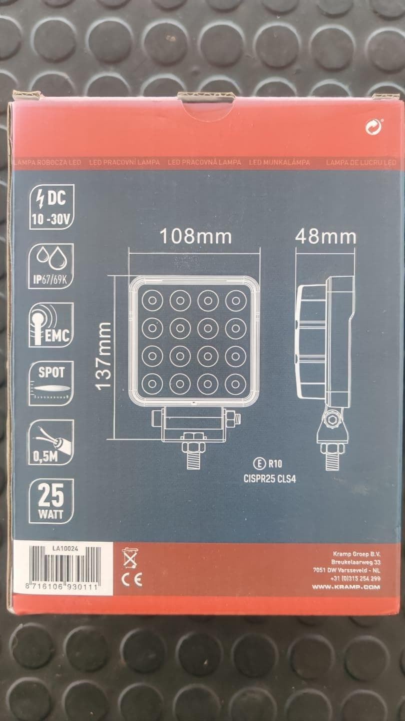 Foco de trabajo cuadrado de 16 LED 25 W. 10-30V - 3040 LUMEN. - Imagen 2